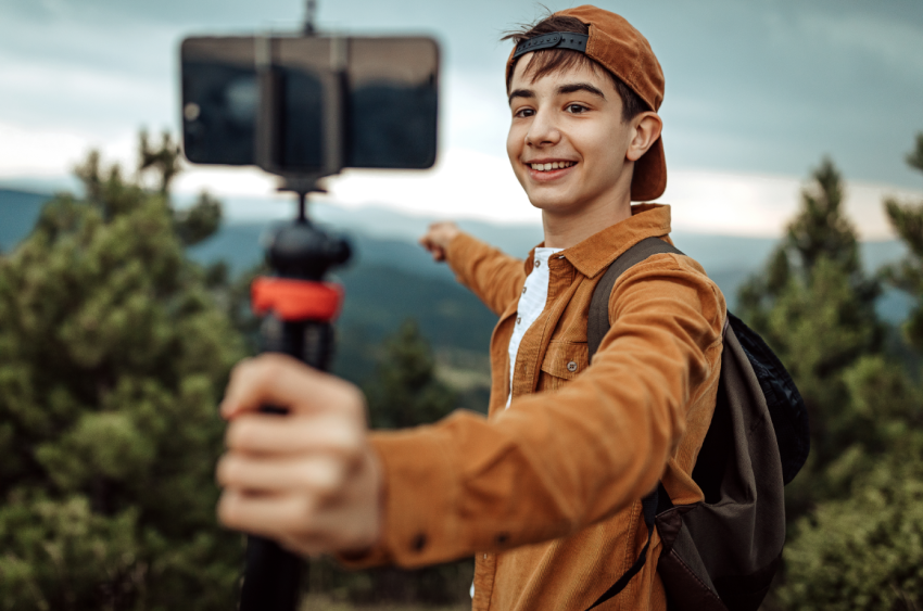 Can You Vlog on Your Phone